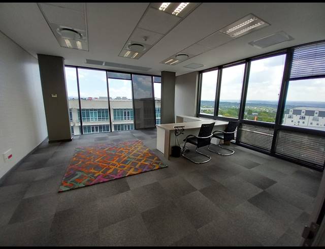 2,248M² OFFICE TO LET IN BRYANSTON